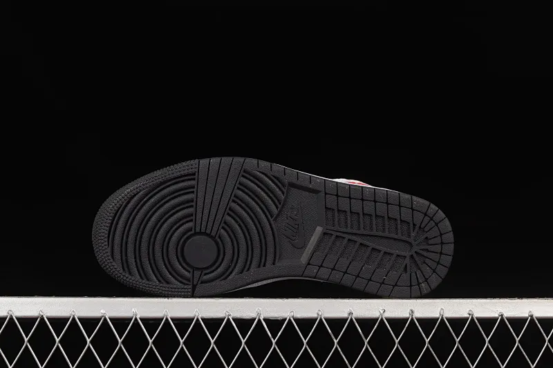 All categories Air Jordan Jordan series basketball shoes Air Jordan 1 Mid Air Jordan AJ1 Mid AJ1 Joe 1 white yellow red mid-top basketball shoes 554725-201